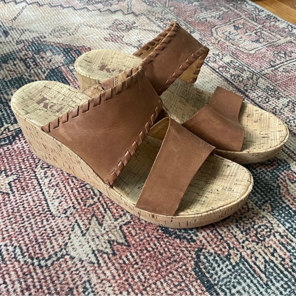 Korks Wedge Heel Sandals